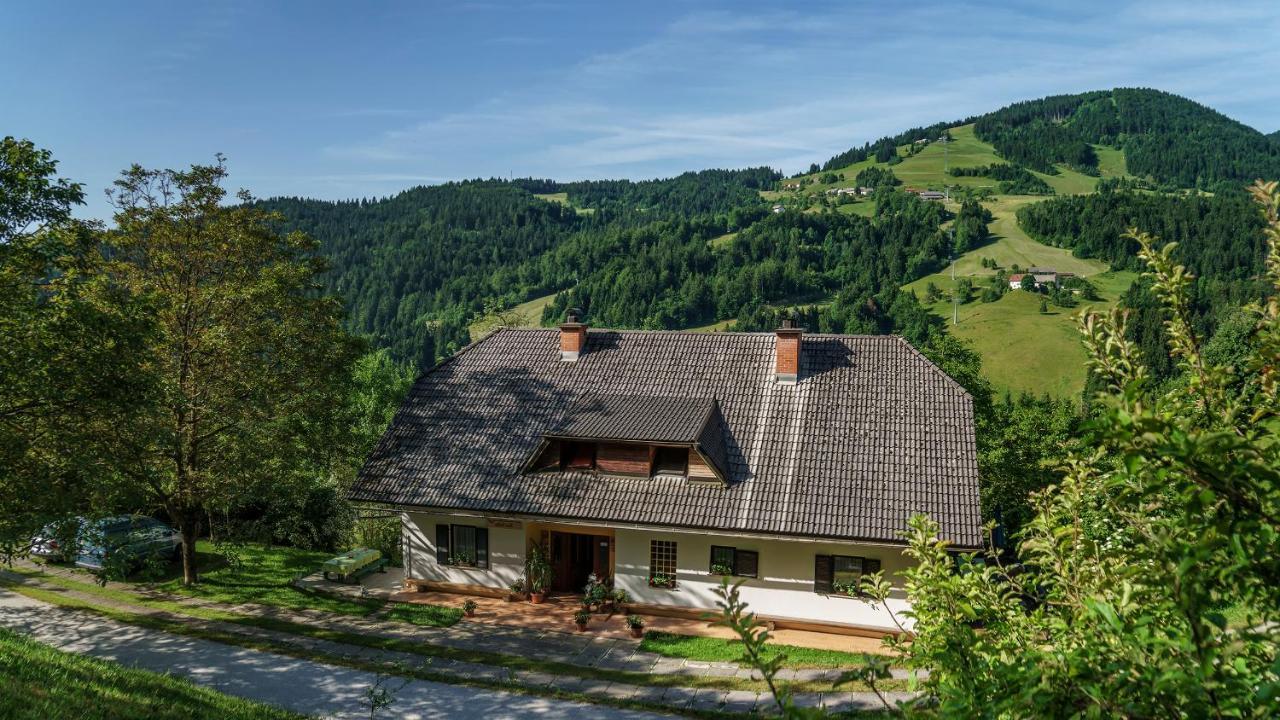 Apartments Zakrasnik Škofja Loka Buitenkant foto