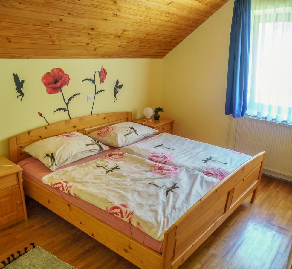 Apartments Zakrasnik Škofja Loka Buitenkant foto